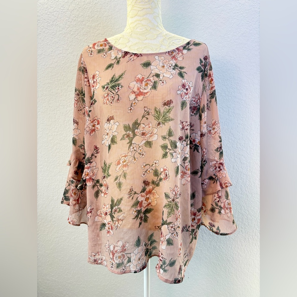 Torrid Floral Ruffle Bell Sleeve Sheer Top Blouse Blush Pink Size 1 (XL)
